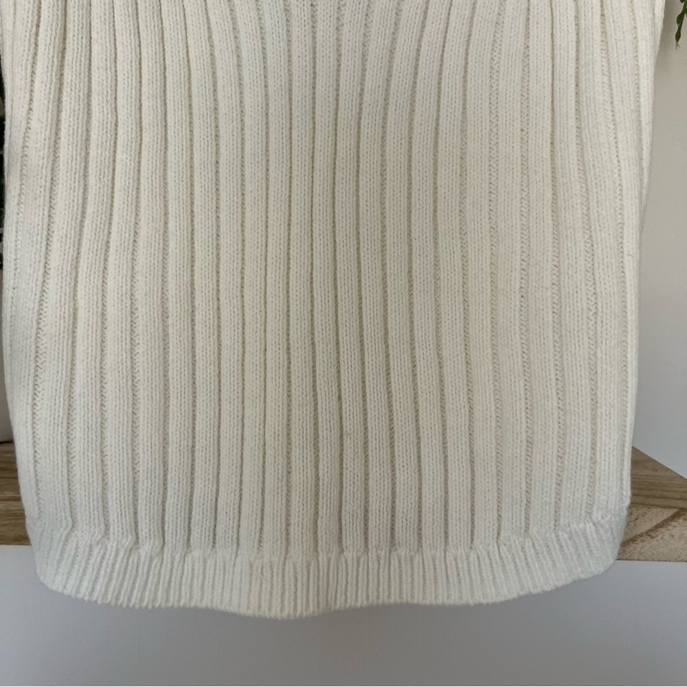 Express Ribbed Sweater Cami - Picture 3 of 5